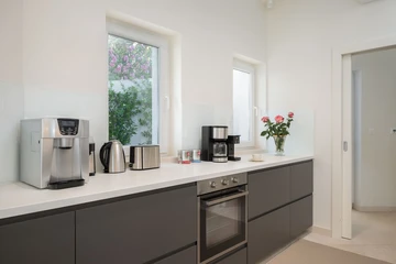 Sutivan 4-Bedroom Villa with Heated Infinity Pool