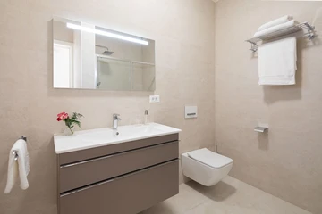 Sutivan 4-Bedroom Villa with Heated Infinity Pool