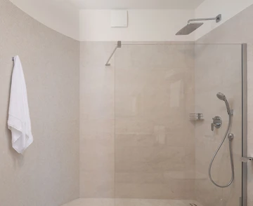 Sutivan 4-Bedroom Villa with Heated Infinity Pool