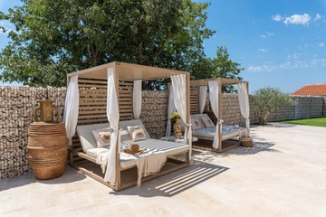 Villa in Galižana for 8 Guests with Private Pool