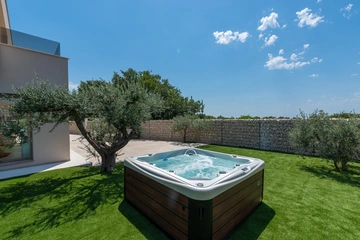 Villa in Galižana for 8 Guests with Private Pool