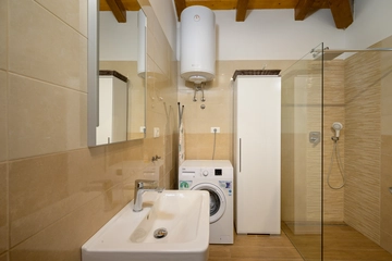 4-Bedroom Villa in Svetvinčenat for 8 Guests