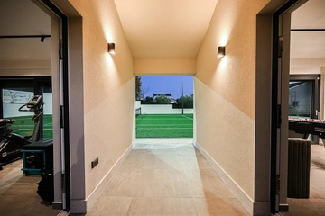 4-Bedroom Villa in Vižinada (Sleeps 8)