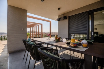 4-Bedroom Villa in Vižinada (Sleeps 8)