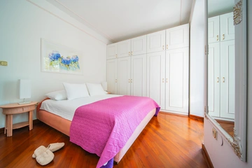 4-Bedroom Villa with Private Heated Pool in Čilipi