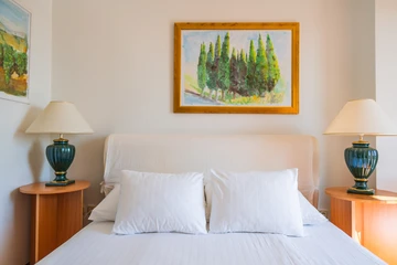 4-Bedroom Villa with Private Heated Pool in Čilipi