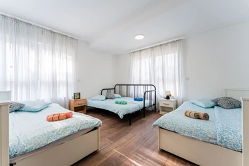 Newly renovated 2-bedroom apartment in Velika Mlaka