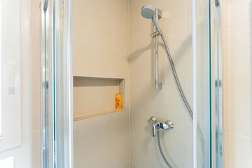 Velika Mlaka 2-Bedroom Apartment for 6 Guests