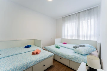 Velika Mlaka 2-Bedroom Apartment for 6 Guests