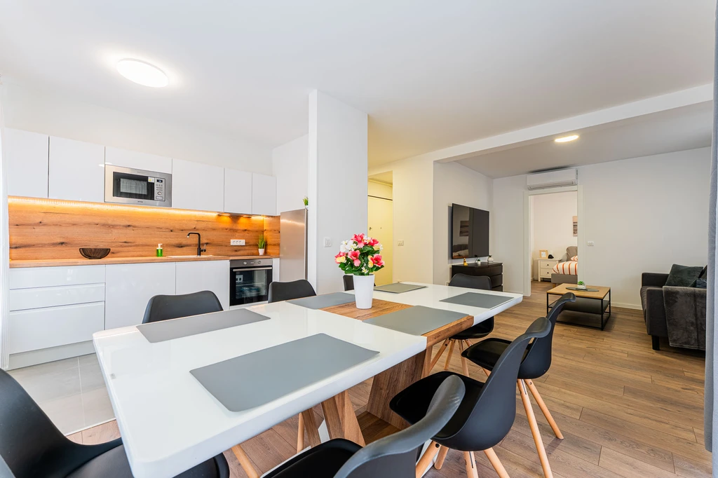 Velika Mlaka 2-Bedroom Apartment for 6 Guests