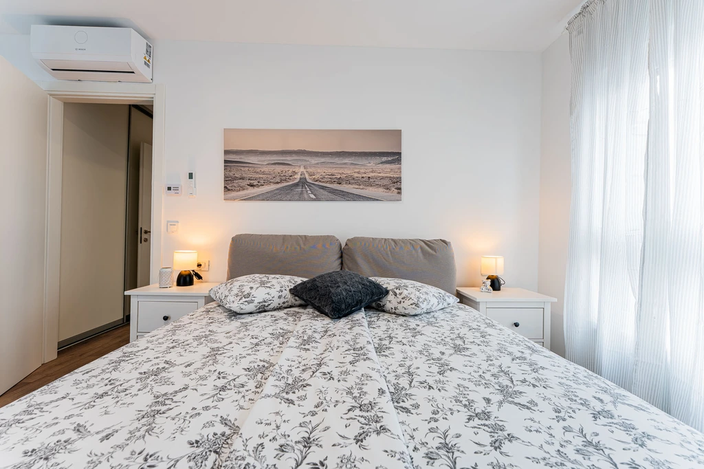 Newly Renovated 2-Bedroom Apartment in Velika Mlaka