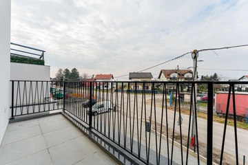 Newly Renovated 2-Bedroom Apartment in Velika Mlaka