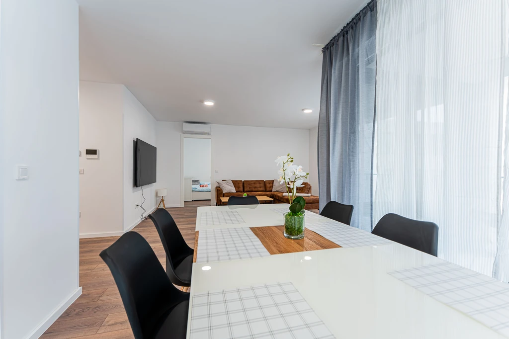 Renovated 2-Bedroom Apartment in Velika Mlaka
