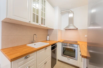 1-Bedroom Apartment in Zagreb for Up to 4