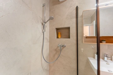 Zagreb 1-Bedroom Apartment for 2 Guests