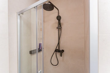 Newly Renovated 1-Bedroom Apartment for 3 in Zagreb