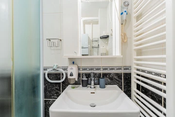 1-Bedroom Apartment in Zagreb for Up to 3