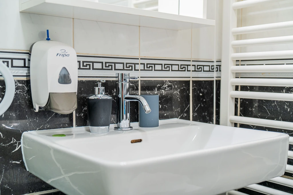 1-Bedroom Apartment in Zagreb for Up to 3