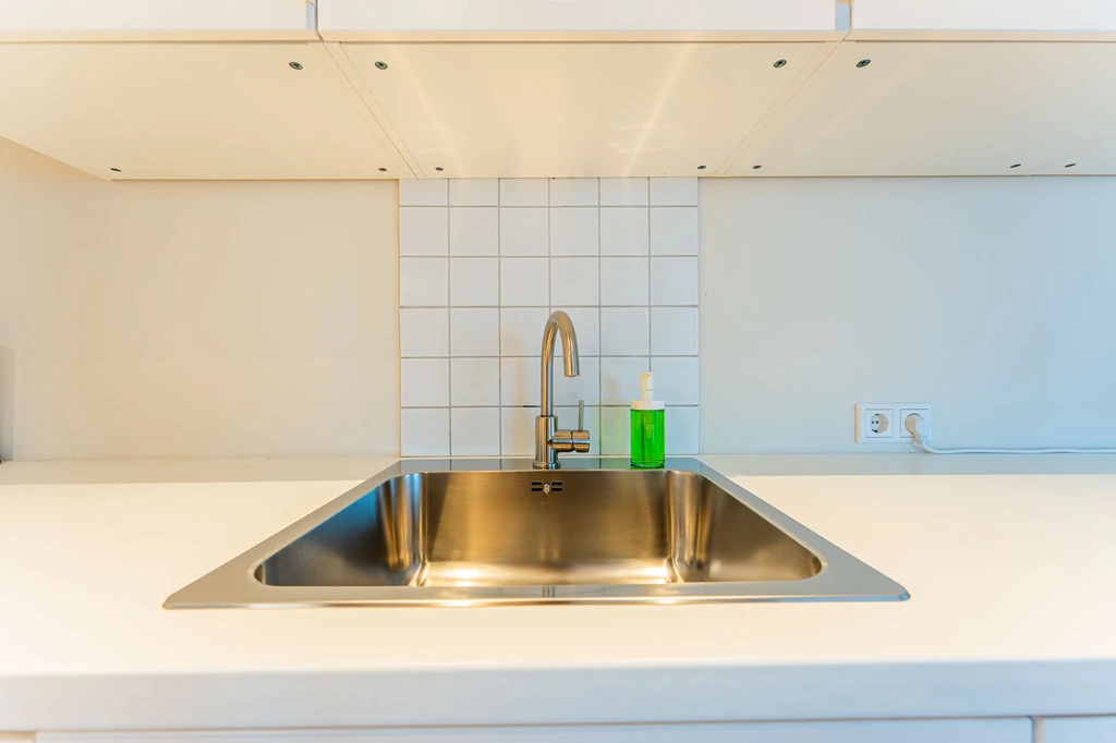Zagreb 2-Bedroom Apartment with Small Balcony
