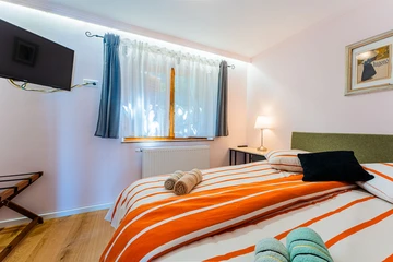 Zagreb 2-Bedroom Apartment with Small Balcony