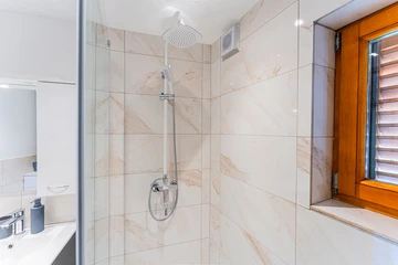 Zagreb 2-Bedroom Apartment with Small Balcony