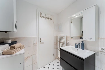 Zagreb 2-Bedroom Apartment with Small Balcony