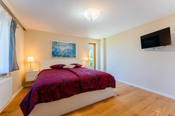 Zagreb 2-Bedroom Apartment with Small Balcony