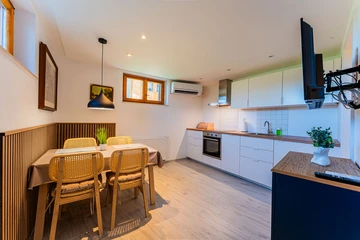 Zagreb 1-Bedroom Apartment for 2 Guests