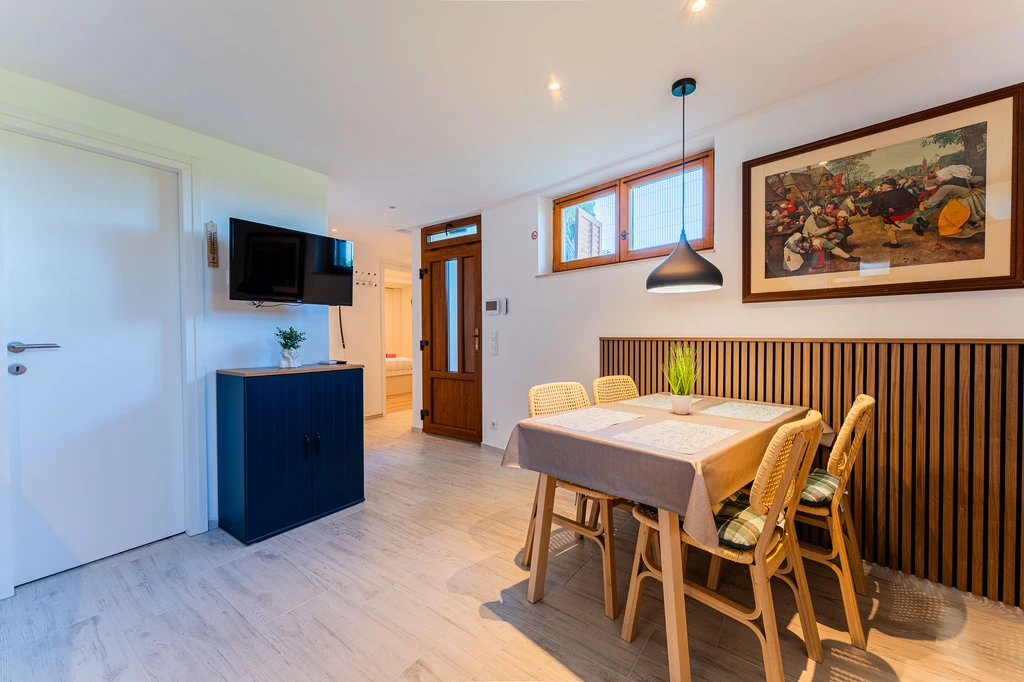 Zagreb 1-Bedroom Apartment for 2 Guests