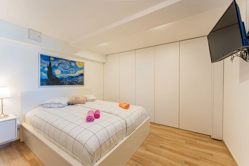 Zagreb 1-Bedroom Apartment for 2 Guests