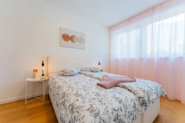 Quiet 1-Bedroom Apartment in Zagreb (Sleeps 4)