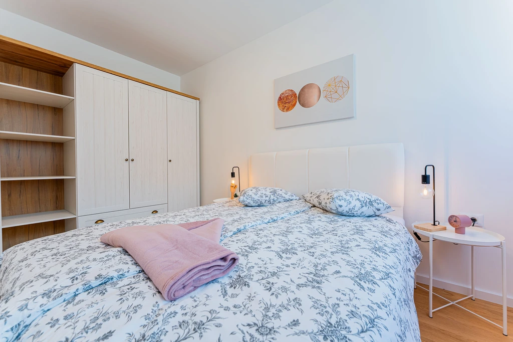Quiet 1-Bedroom Apartment in Zagreb (Sleeps 4)