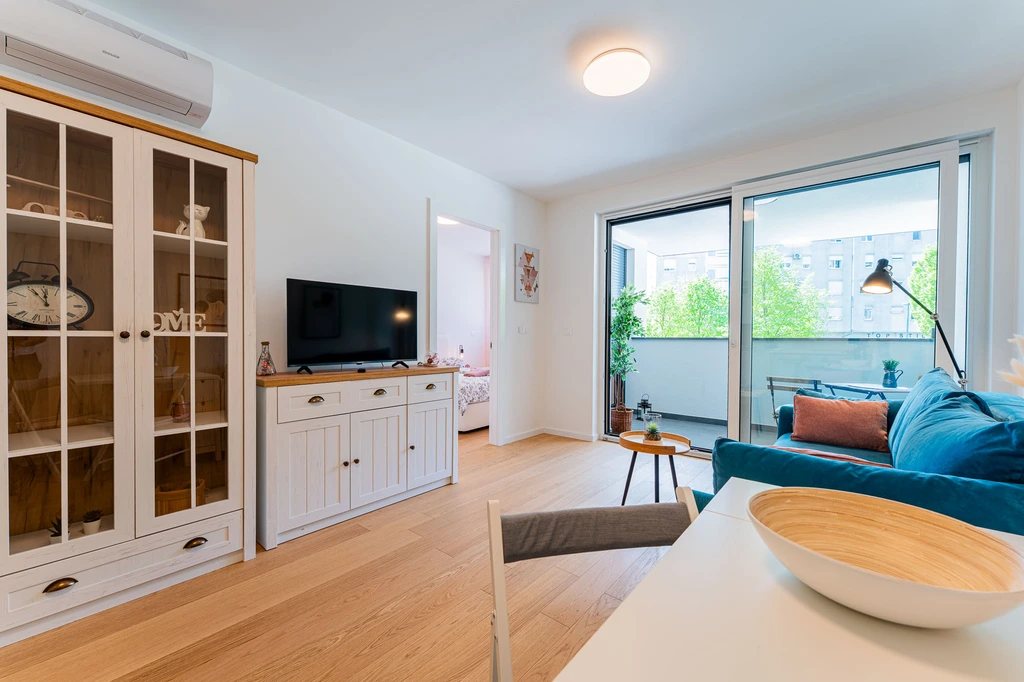 Quiet 1-Bedroom Apartment in Zagreb (Sleeps 4)