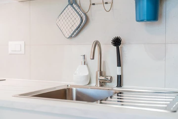 Quiet 1-Bedroom Apartment in Zagreb (Sleeps 4)