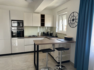 Apartment in Pula for 6 Guests with Pool View Terrace