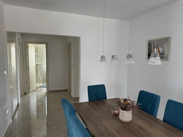 Apartment in Pula for 6 Guests with Pool View Terrace