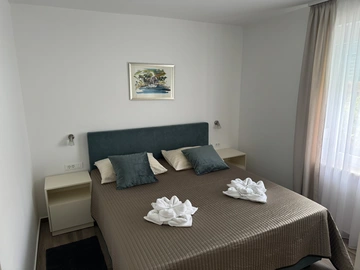 Apartment in Pula for 6 Guests with Pool View Terrace