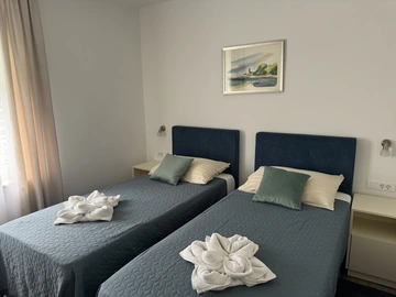 Apartment in Pula for 6 Guests with Pool View Terrace