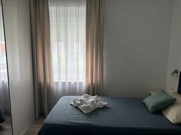 Apartment in Pula for 6 Guests with Pool View Terrace