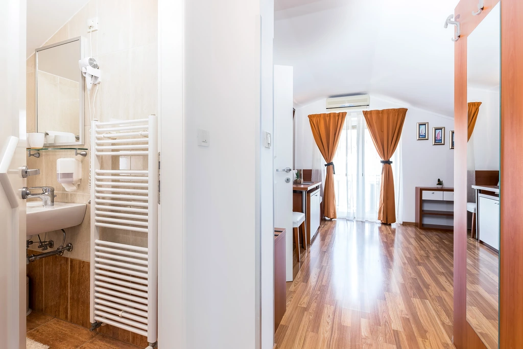 Room in Lovran for Up to 3 Guests
