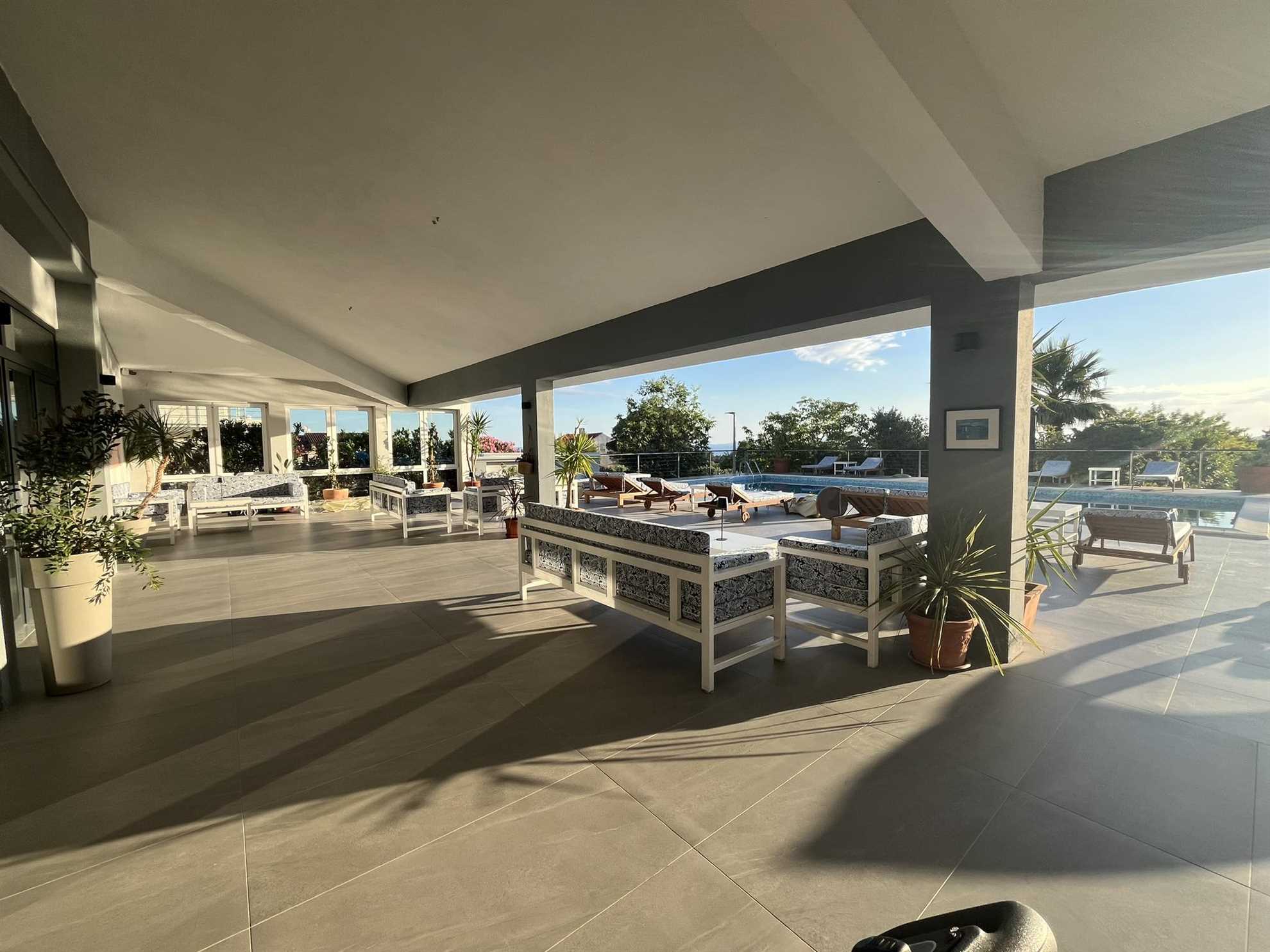 Deluxe Double Room with Balcony and Sea View
