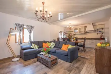 Umag 2-Bedroom Villa for up to 6 Guests