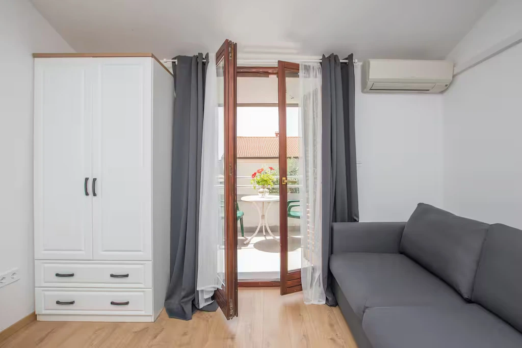Umag 2-Bedroom Villa for up to 6 Guests