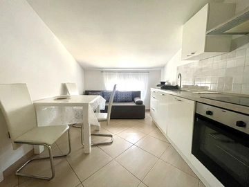 2-Bedroom Apartment in Umag with Parking