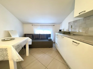 2-Bedroom Apartment in Umag with Parking