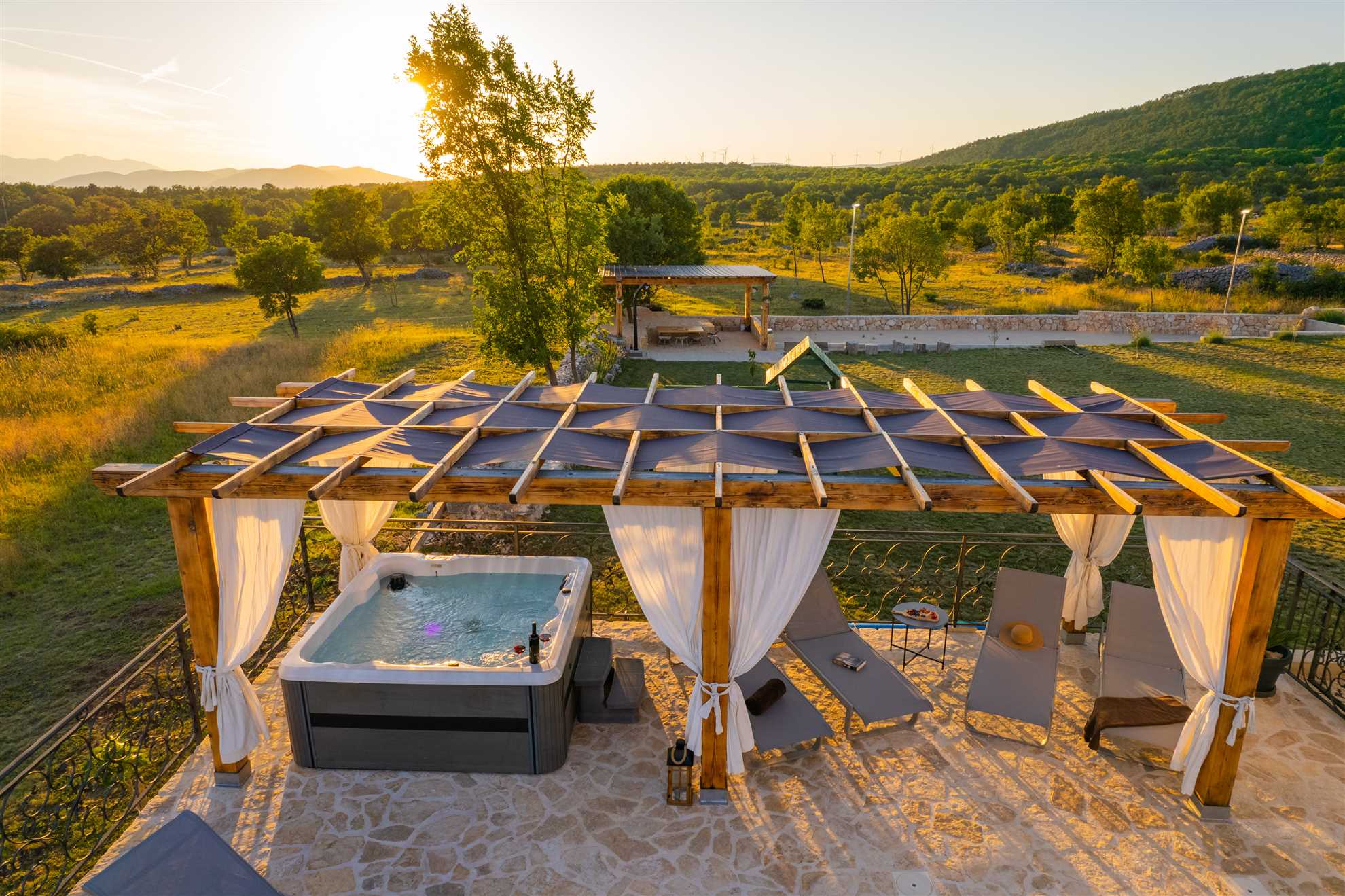 Villa Unika heated Pool, Jacuzzi, Sauna