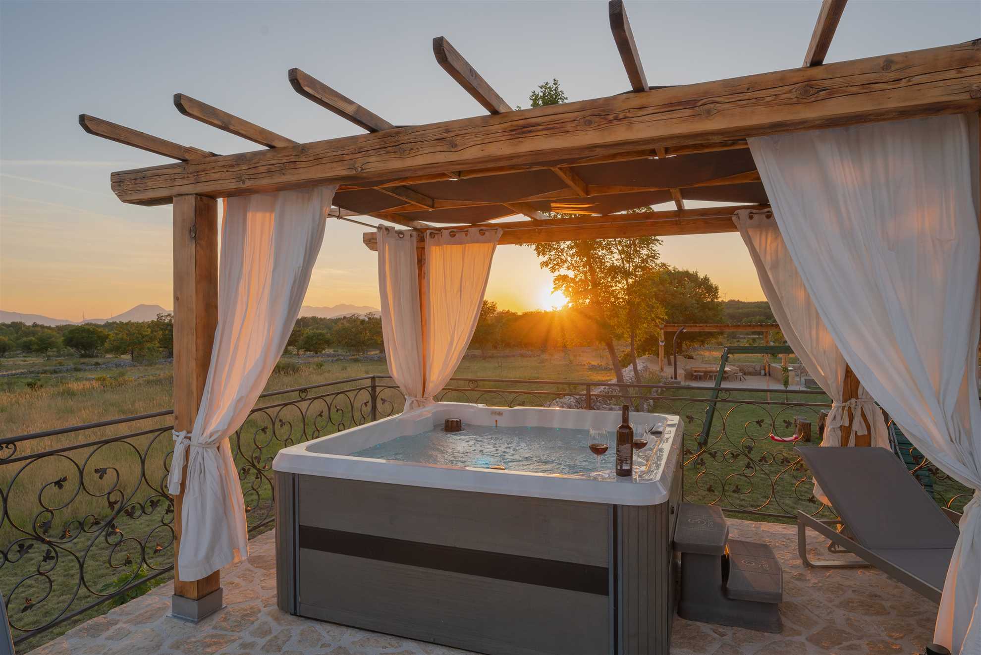 Villa Unika heated Pool, Jacuzzi, Sauna