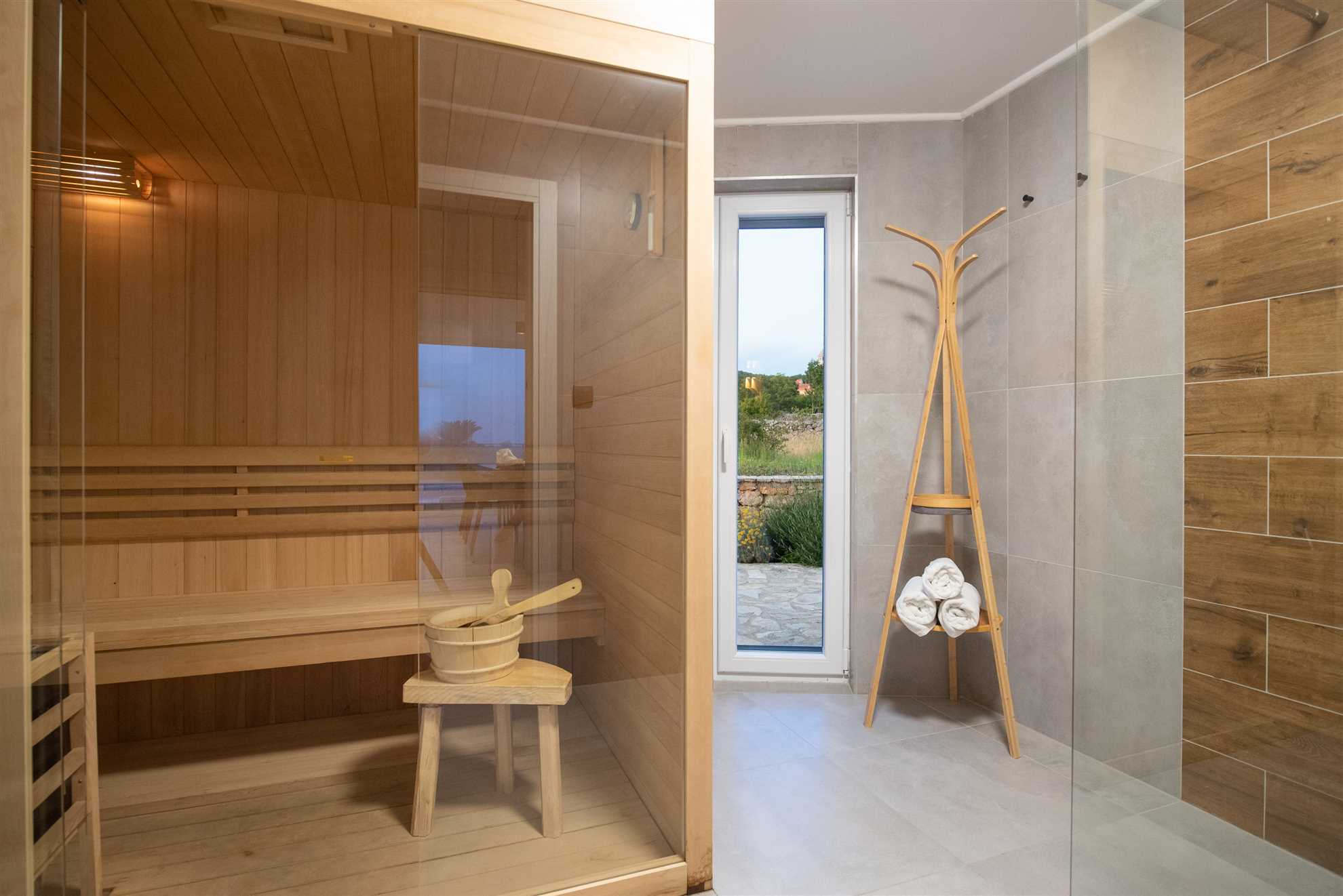 Villa Unika heated Pool, Jacuzzi, Sauna