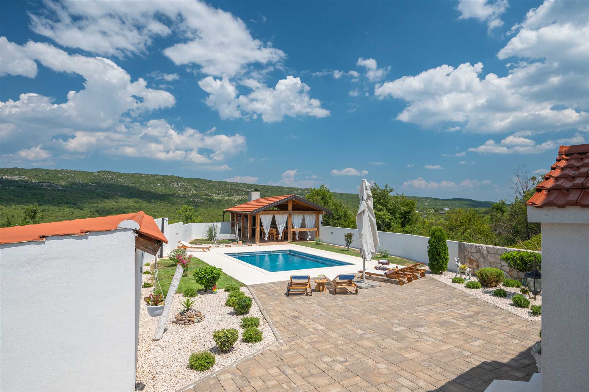 Traditional Comfort Casa Natura with 36m2 Pool