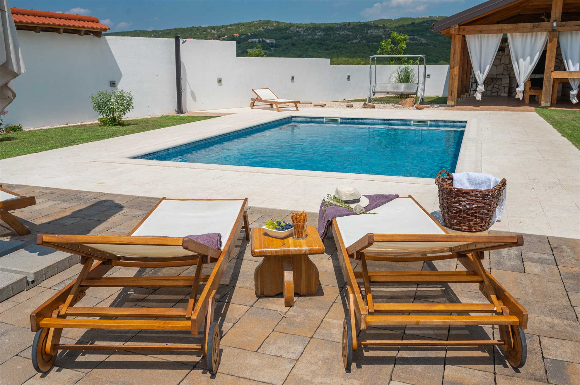 Traditional Comfort Casa Natura with 36m2 Pool